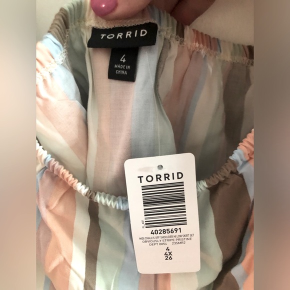 Torrid sz 4 Midi Challis Off Shoulder Hi-Low Skirt Set NWT - Picture 11 of 12